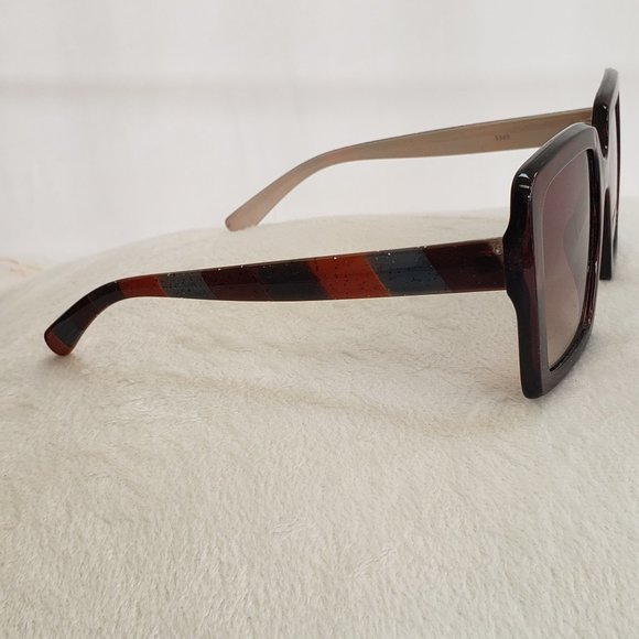 EdensCloset Exclusive Sunglasses - Picture 3 of 5